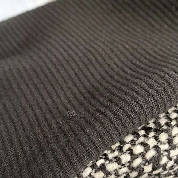 BCBG - GENERATION - EYE CATCHING WOMEN’S BLACK, WHITE & FLORAL TWEED JACKET- B16 - Picture 11 of 12